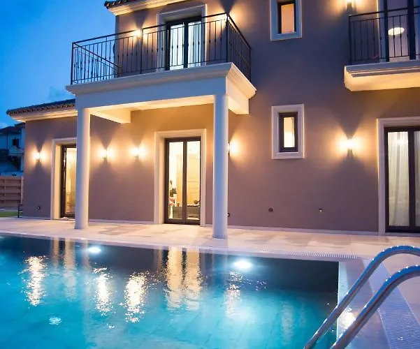 Luxury Chrisi וילה