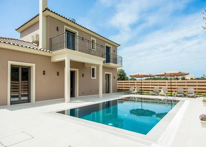 Luxury Chrisi וילה