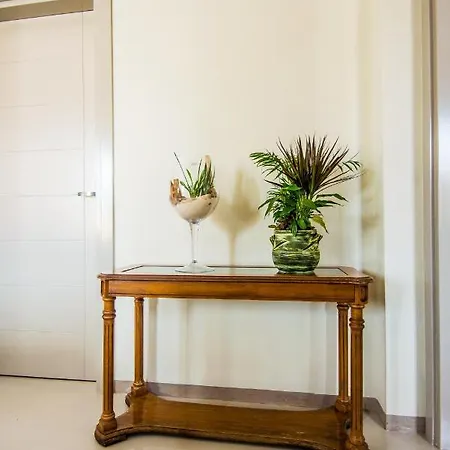 Luxury Chrisi * Свороната