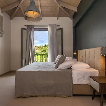 Вилла Luxury Chrisi